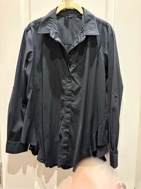 Finley Black Relaxed Collared Button-Front Blouse